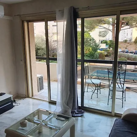Proche Croisette , Appartement De 85M Avec 2 Chambres Apartment Cannes